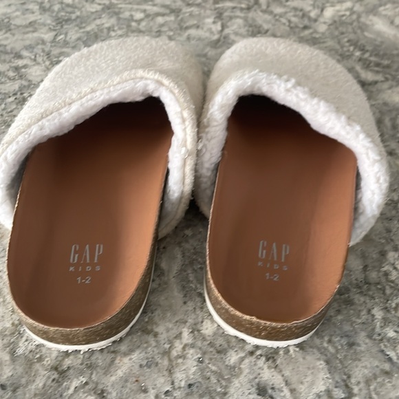 Gap Kids - slippers - Picture 3 of 4